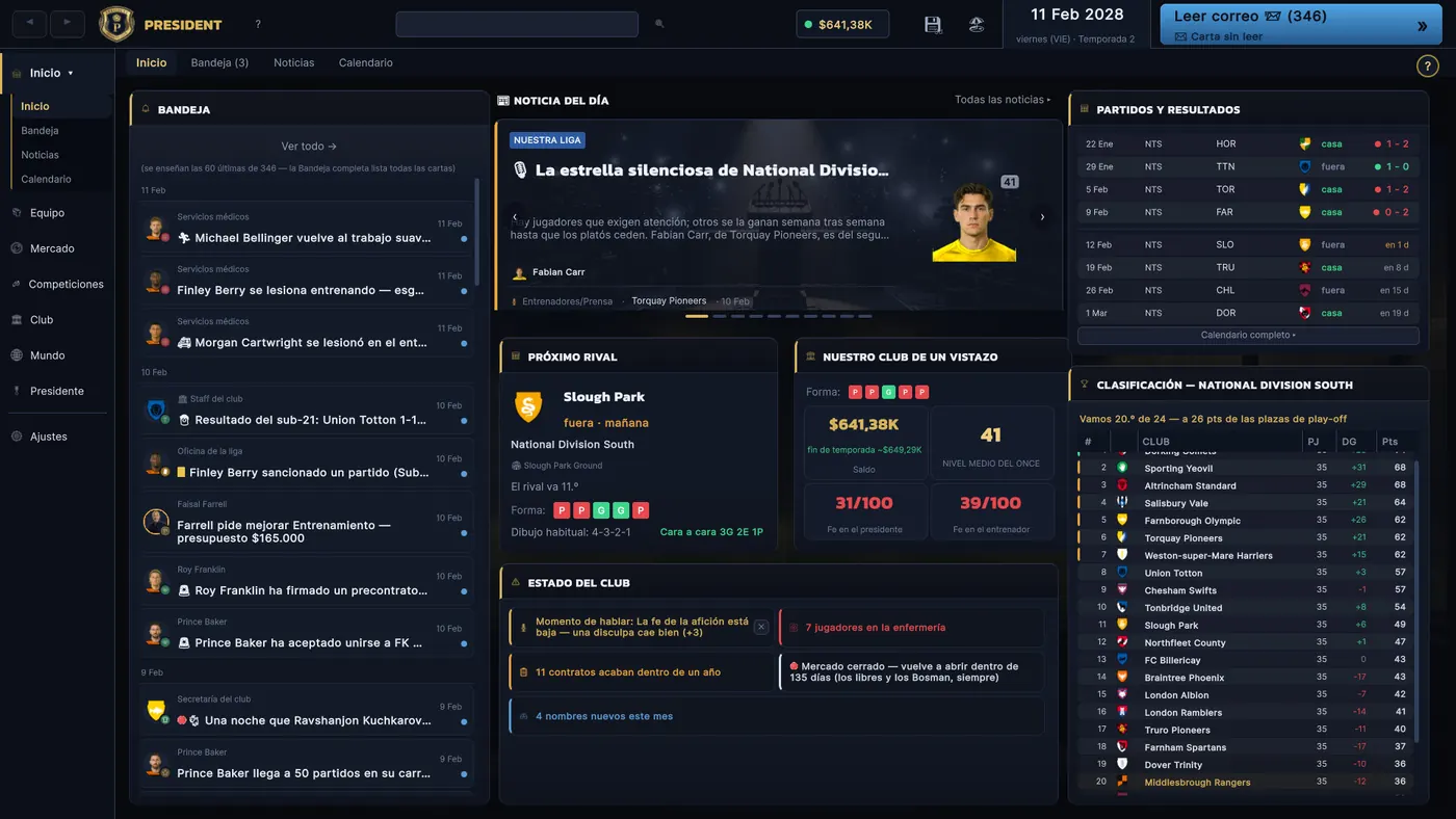 Panel del club con mensajes, finanzas, calendario de partidos y clasificación de la liga.